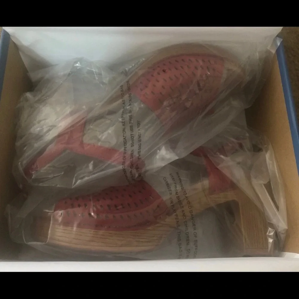 NIB $150 Dansko Denita Sandals in Red Nubuck - size 12!